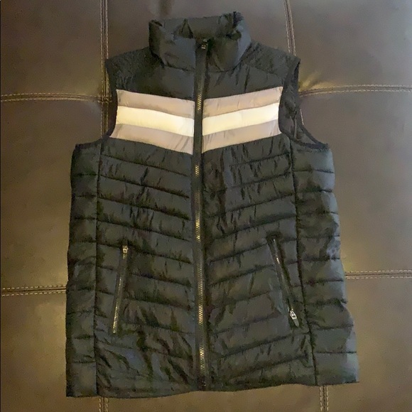 Fabletics Jackets & Blazers - Fabletics Fenway puffer vest Size XS
